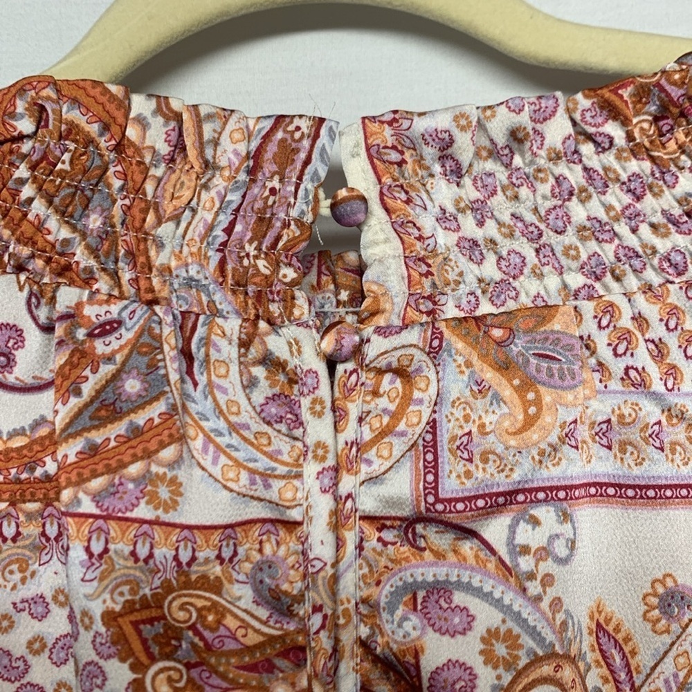 Hayden Paisley Ruffle Blouse - Picture 9 of 10